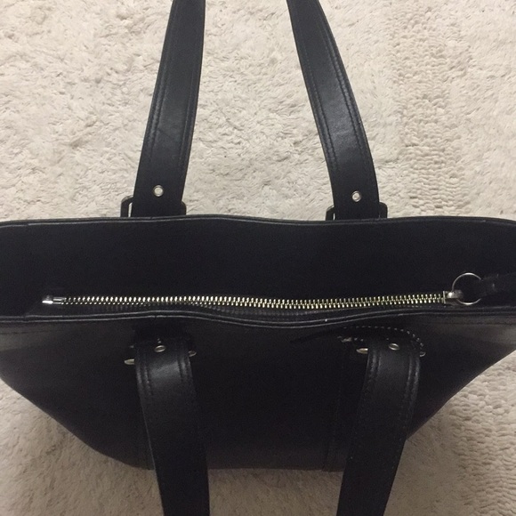 Black Coach Purse - Picture 4 of 4